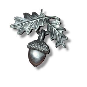 Signed Vintage Oak leaf & acorn pewter brooch Camco NEW